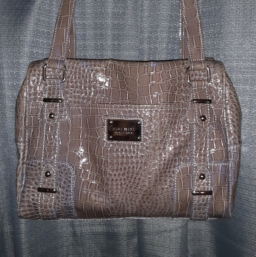 Nine West Shoulder Bag Taupe w/ silver hardware  **see pix for measurements**